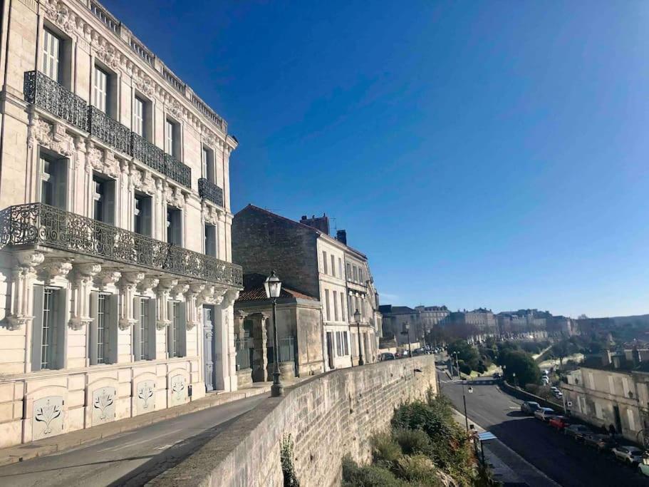 L' Appartement Du Midi - Hyper Centre Cathedrale Angoulême Exteriér fotografie